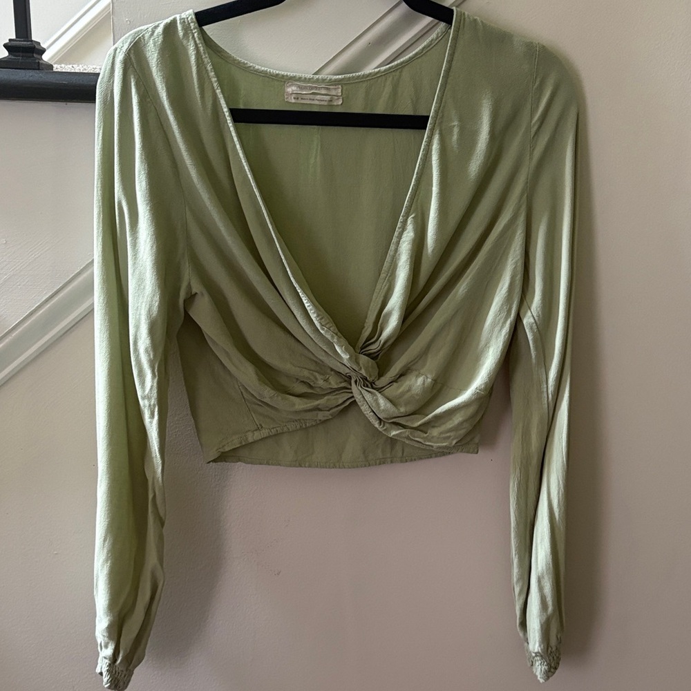 Light Green Twist-Front Long Sleeve Crop Top